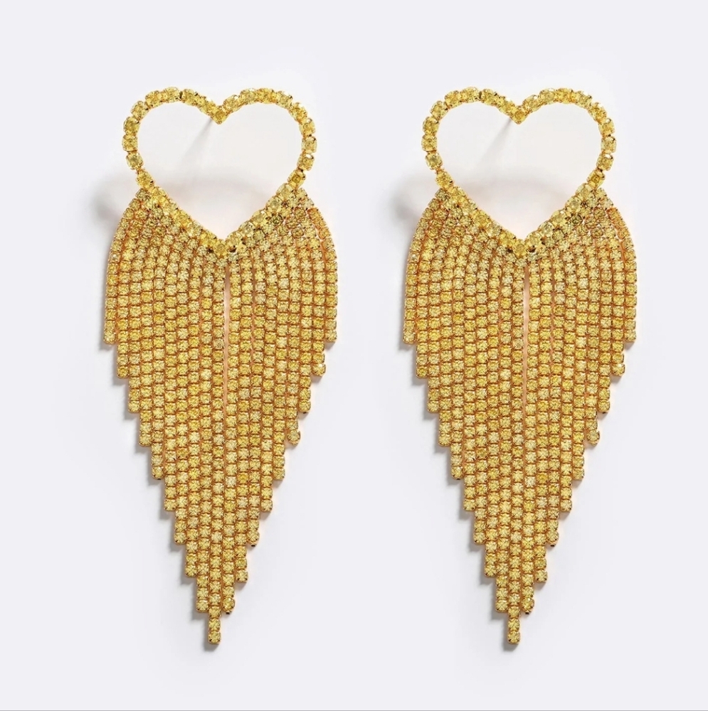 EMMA pills Sparkling Heart Earrings in Gold 24k Gold Plated Over Silver New